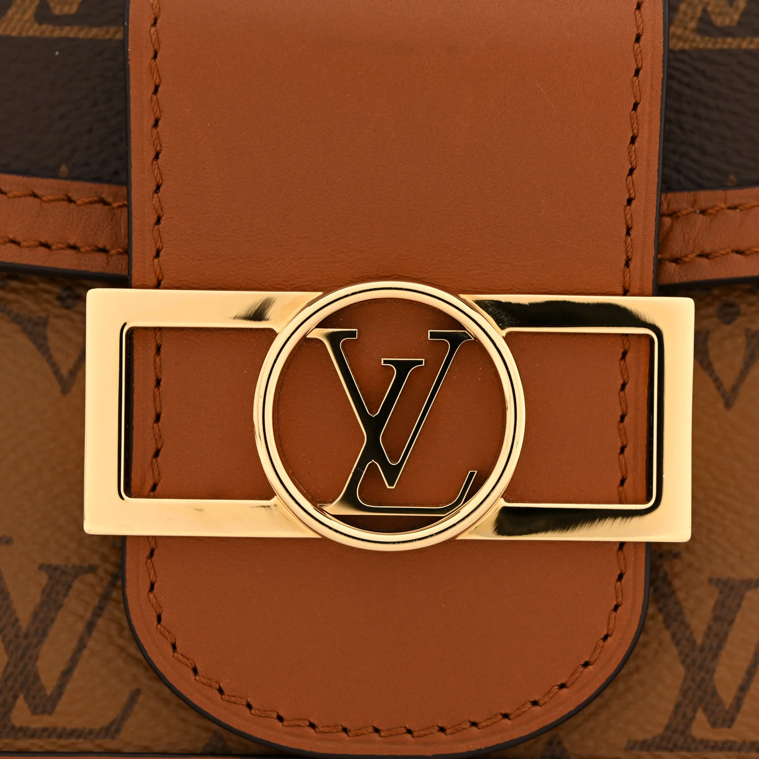Reverse Monogram Dauphine Mini - Image 12