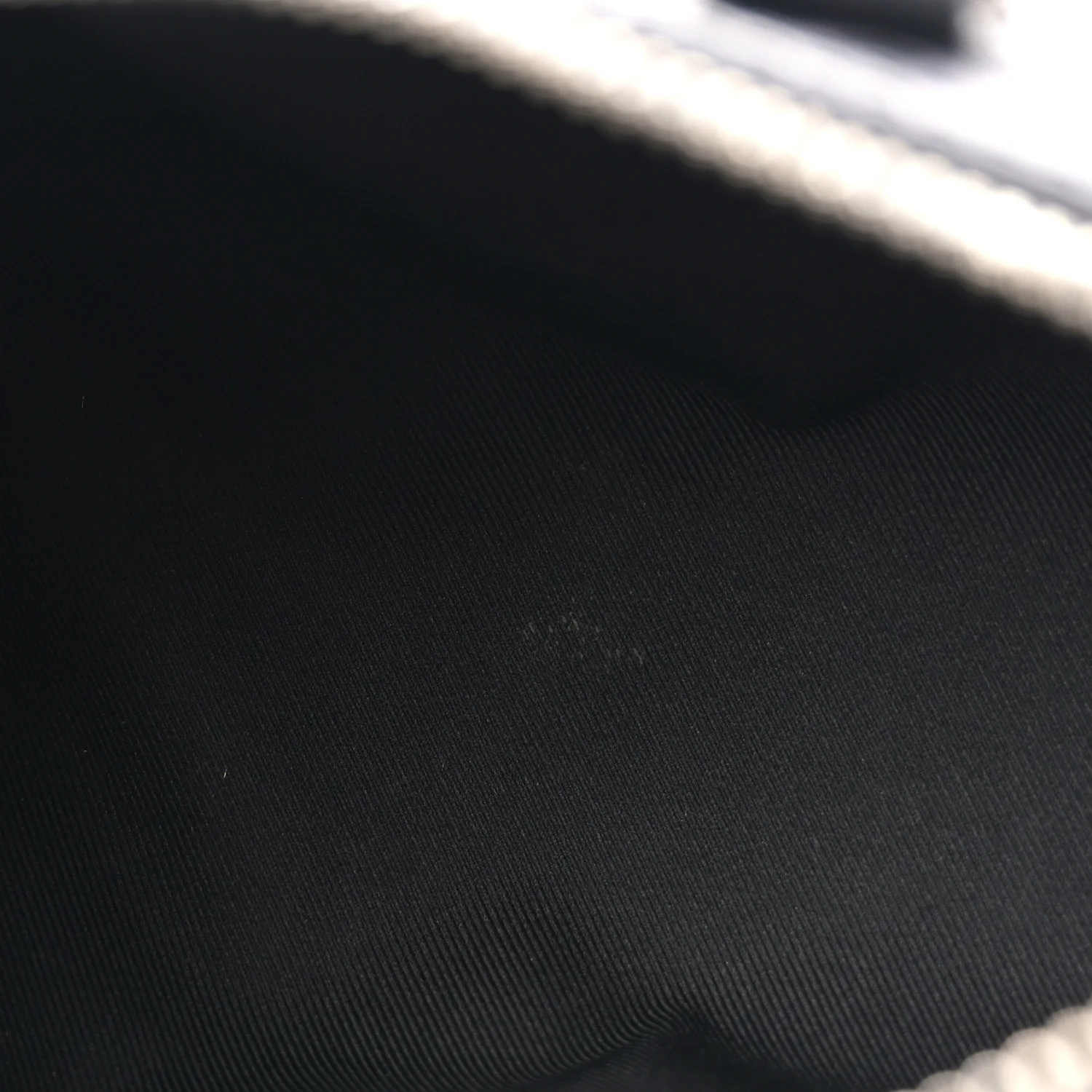 Reverse Monogram Eclipse Keepall Bandouliere 25 - Image 5