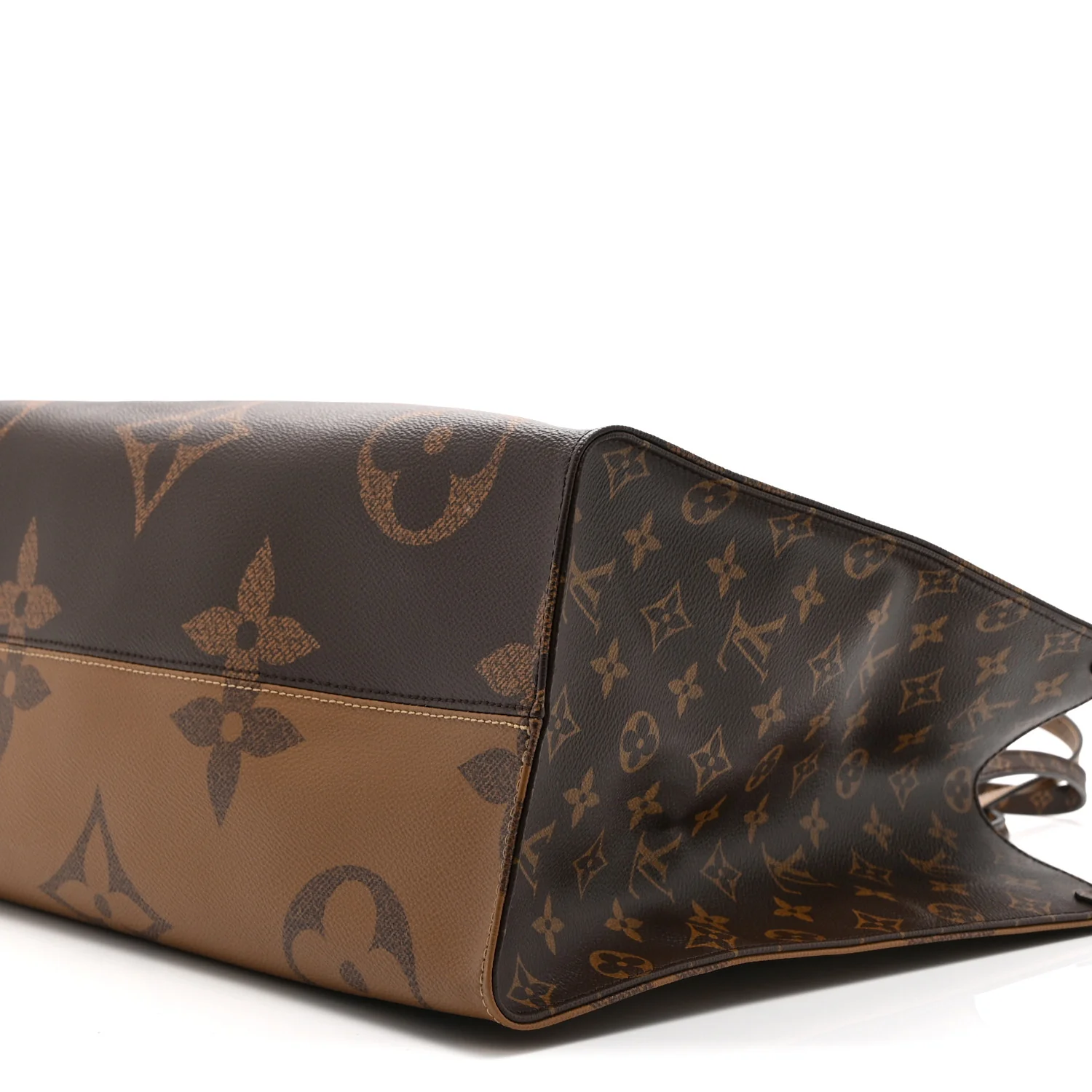 Reverse Monogram Giant Onthego GM - Image 9