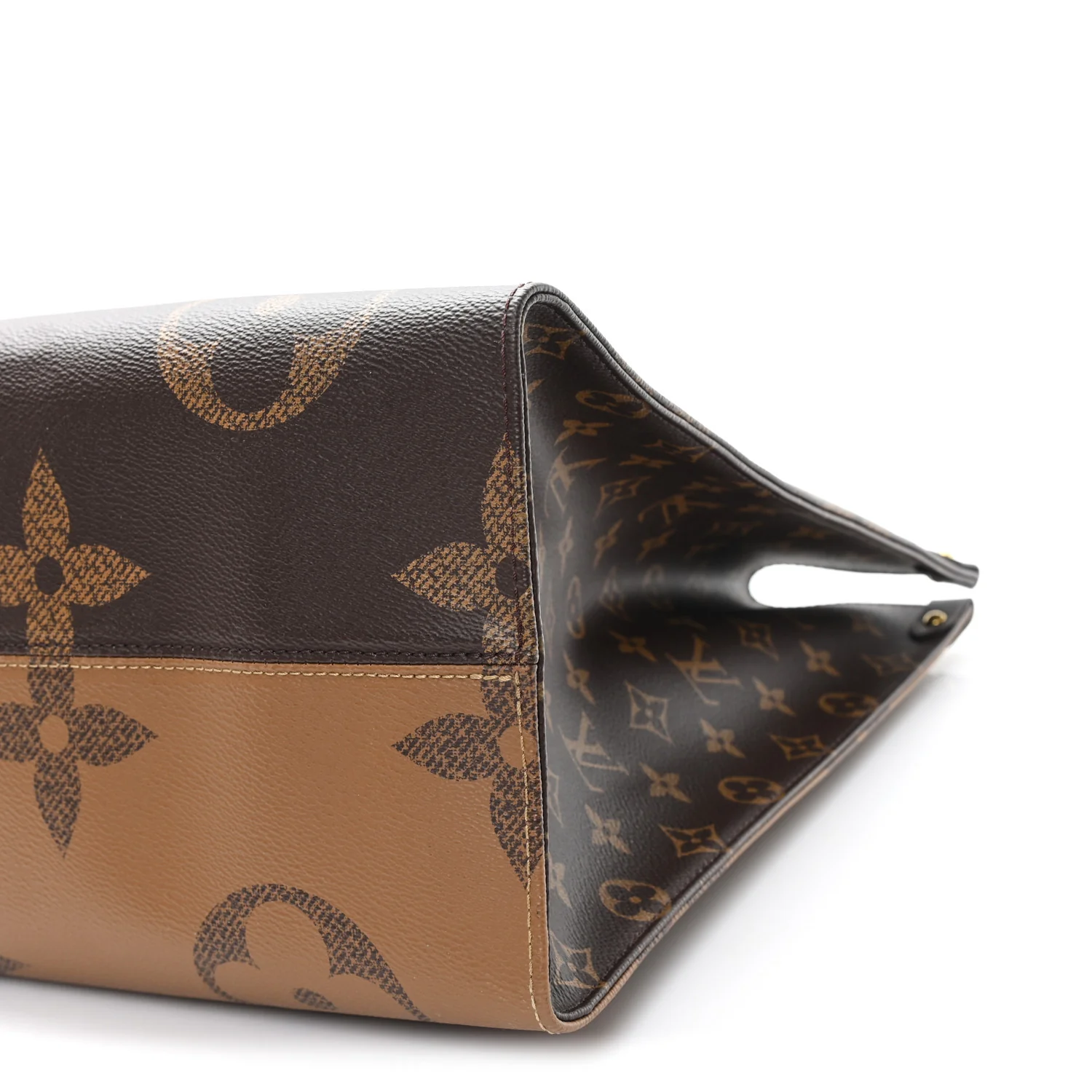 Reverse Monogram Giant Onthego GM - Image 9
