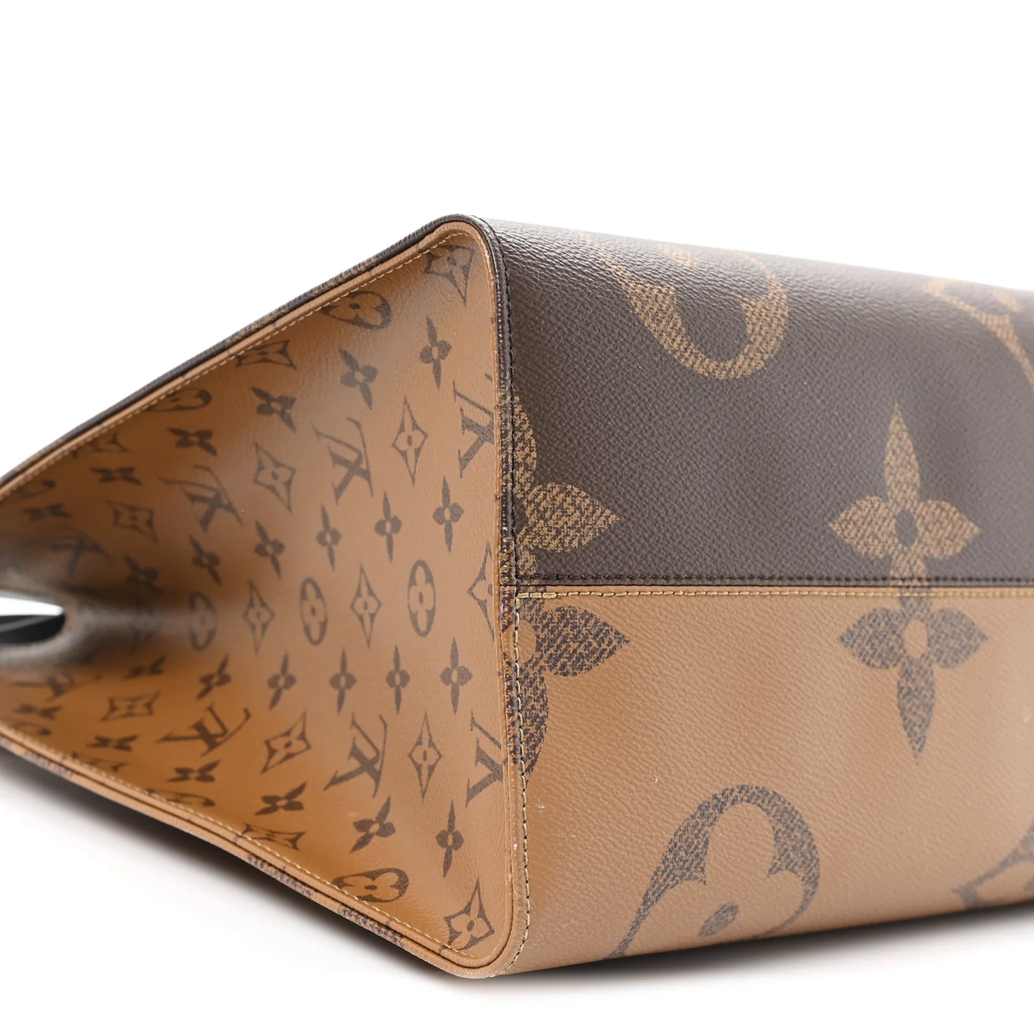 Reverse Monogram Giant Onthego GM - Image 8