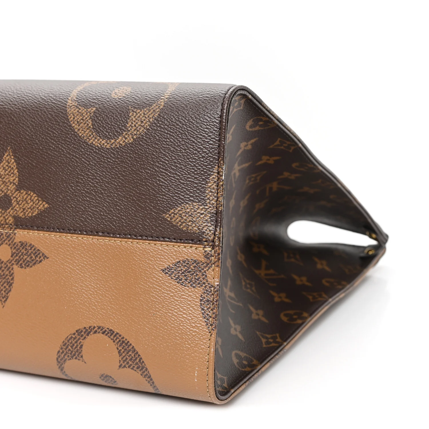 Reverse Monogram Giant Onthego GM - Image 9