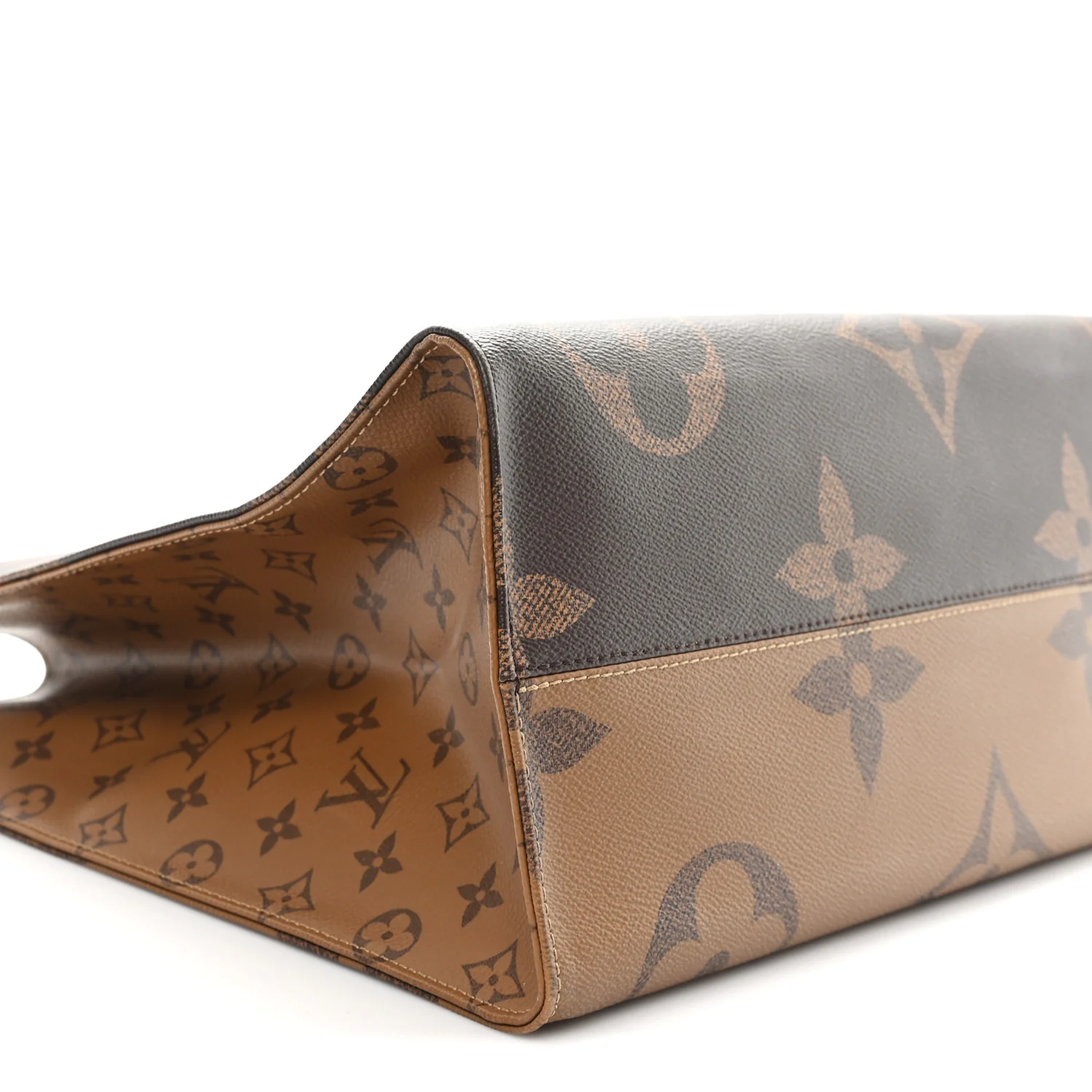 Reverse Monogram Giant Onthego GM - Image 8