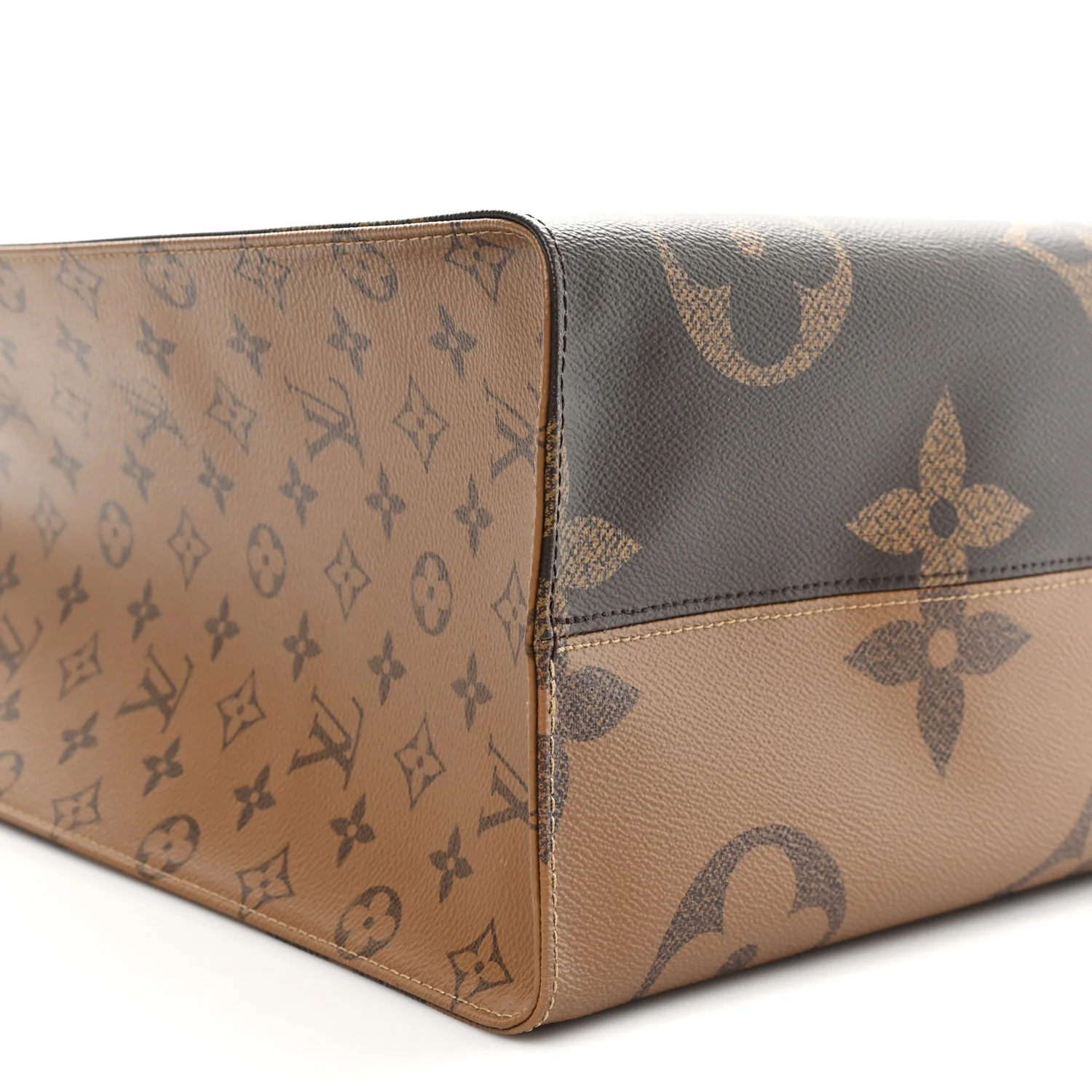 Reverse Monogram Giant Onthego GM - Image 7