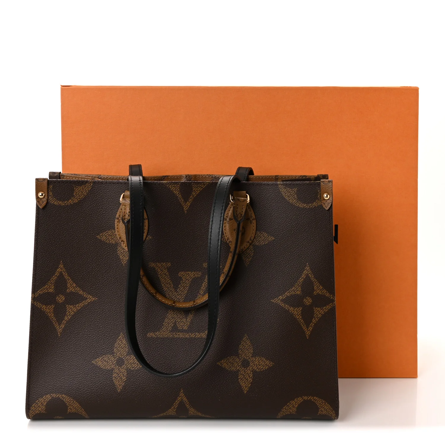 Reverse Monogram Giant Onthego MM - Image 10