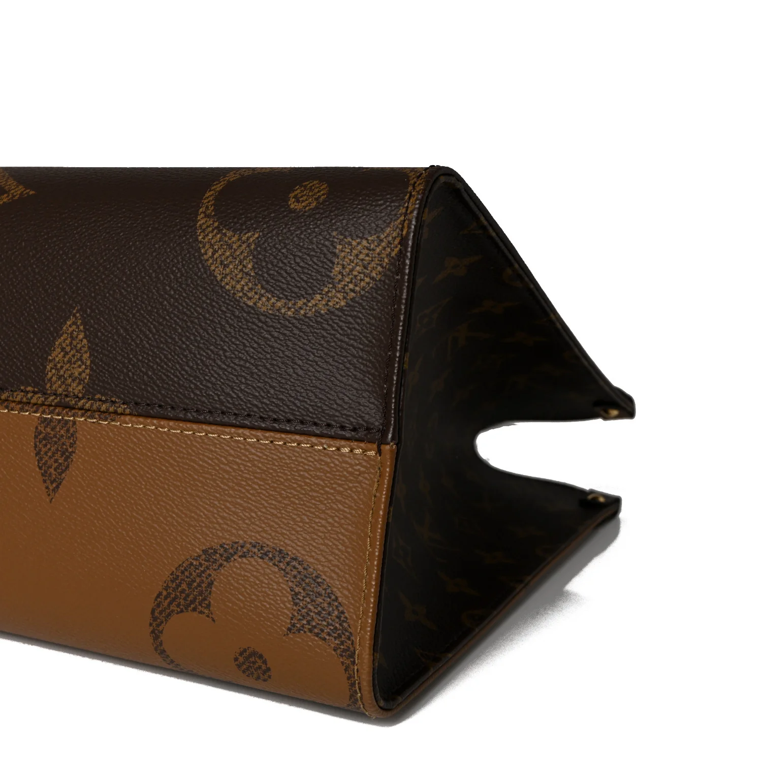 Reverse Monogram Giant Onthego MM - Image 9