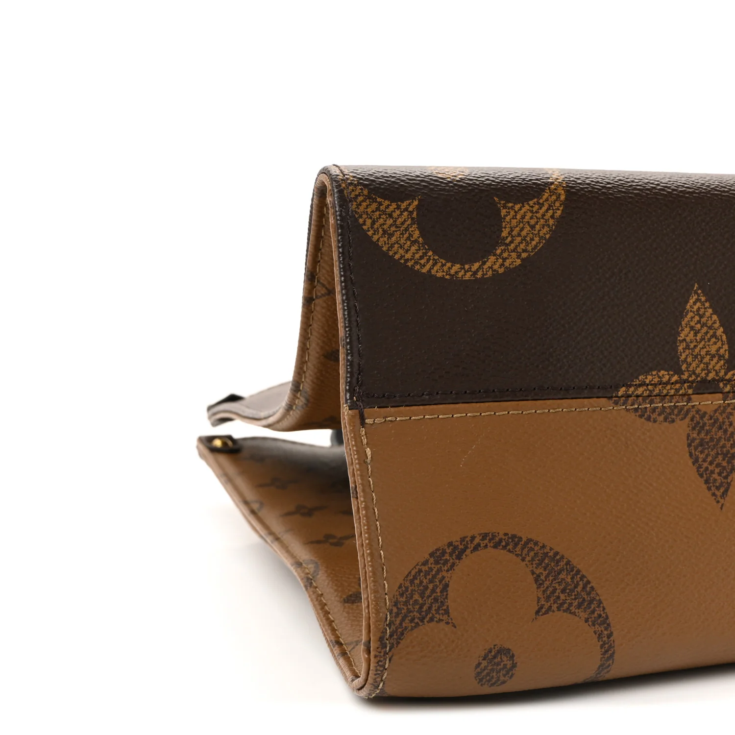 Reverse Monogram Giant Onthego MM - Image 8