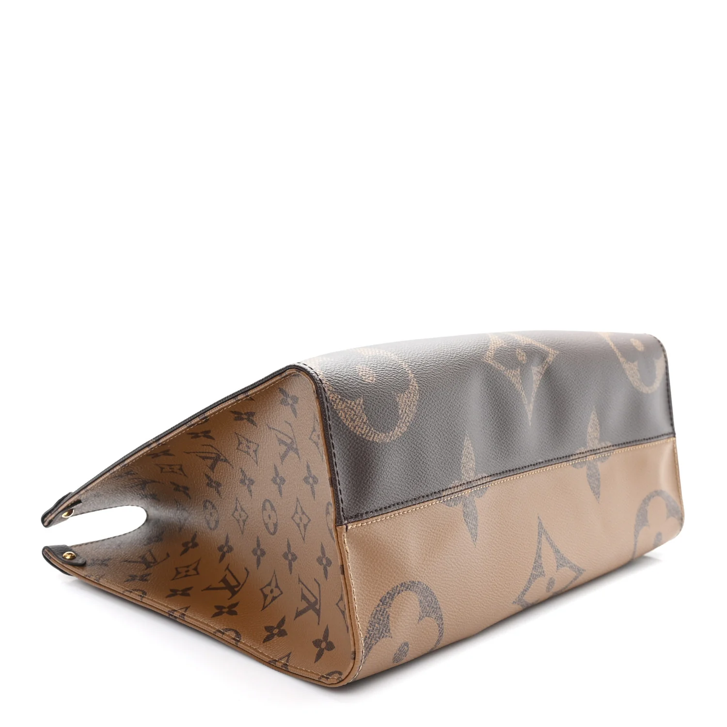 Reverse Monogram Giant Onthego MM - Image 4