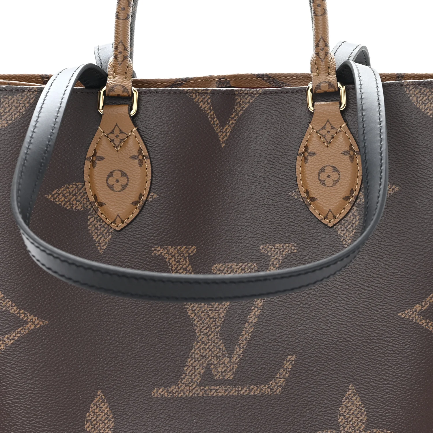 Reverse Monogram Giant Onthego MM - Image 7
