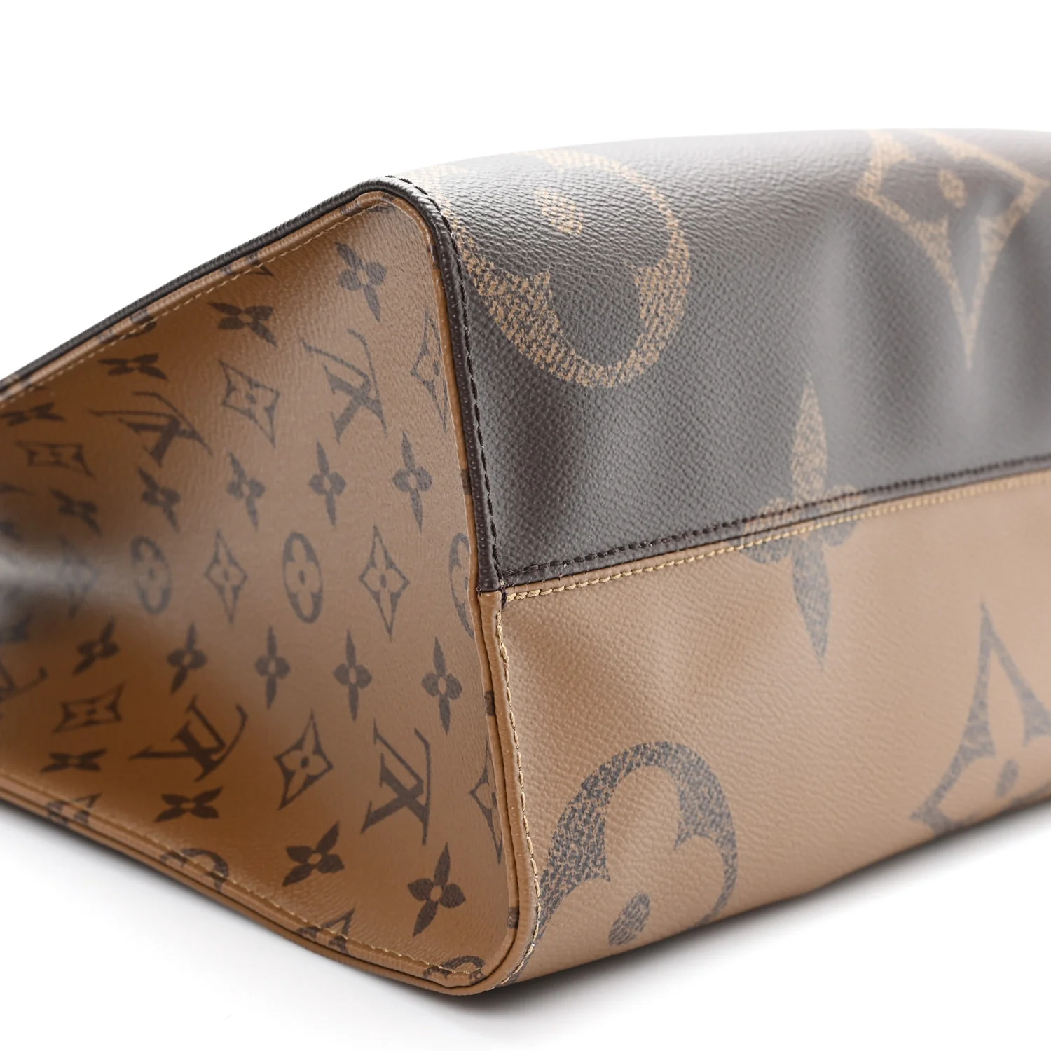Reverse Monogram Giant Onthego MM - Image 8