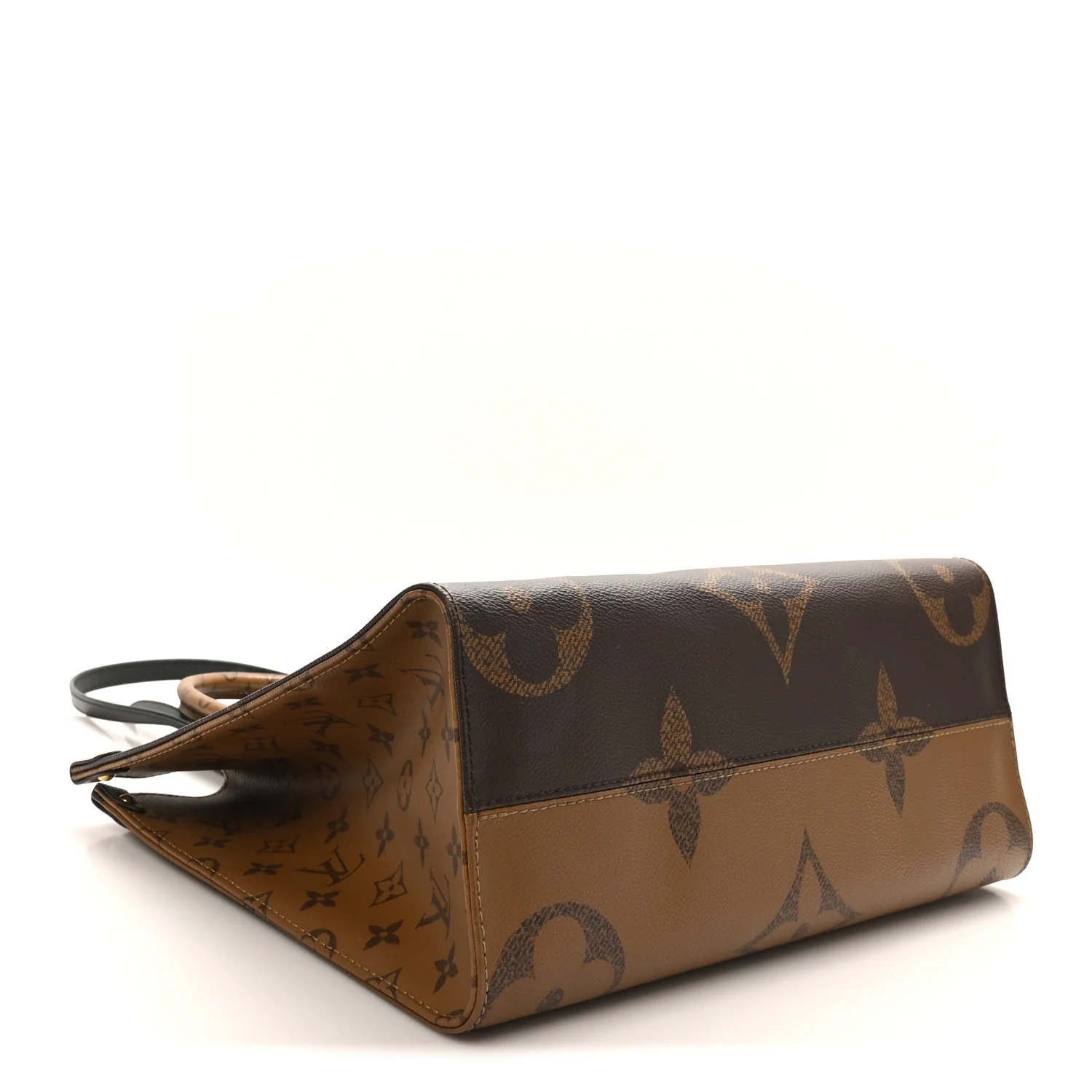 Reverse Monogram Giant Onthego MM - Image 4
