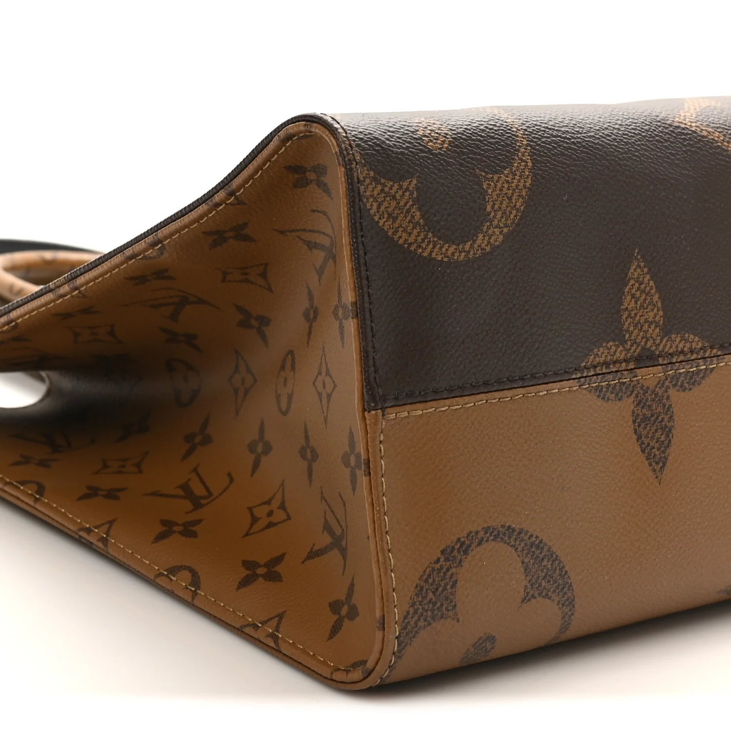 Reverse Monogram Giant Onthego MM - Image 8