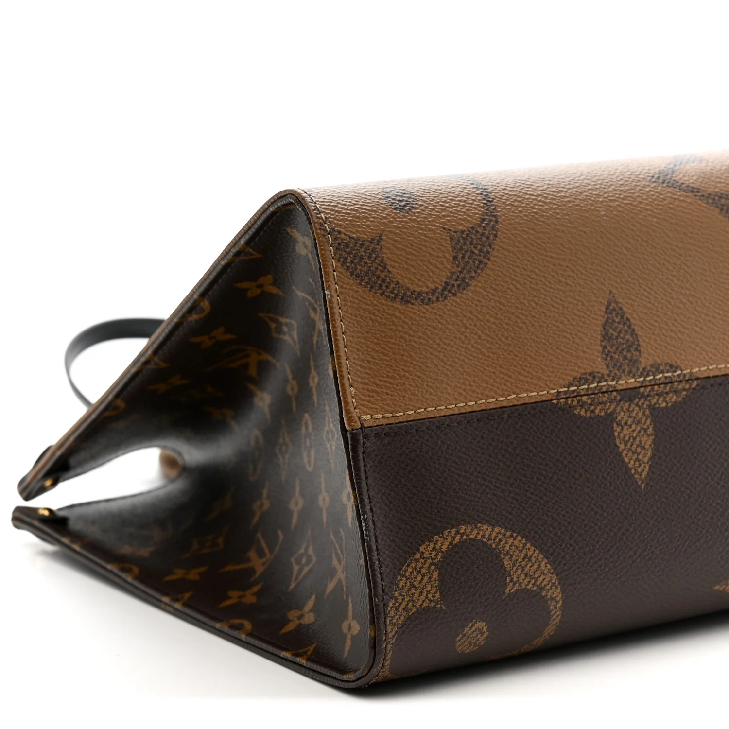 Reverse Monogram Giant Onthego MM - Image 8