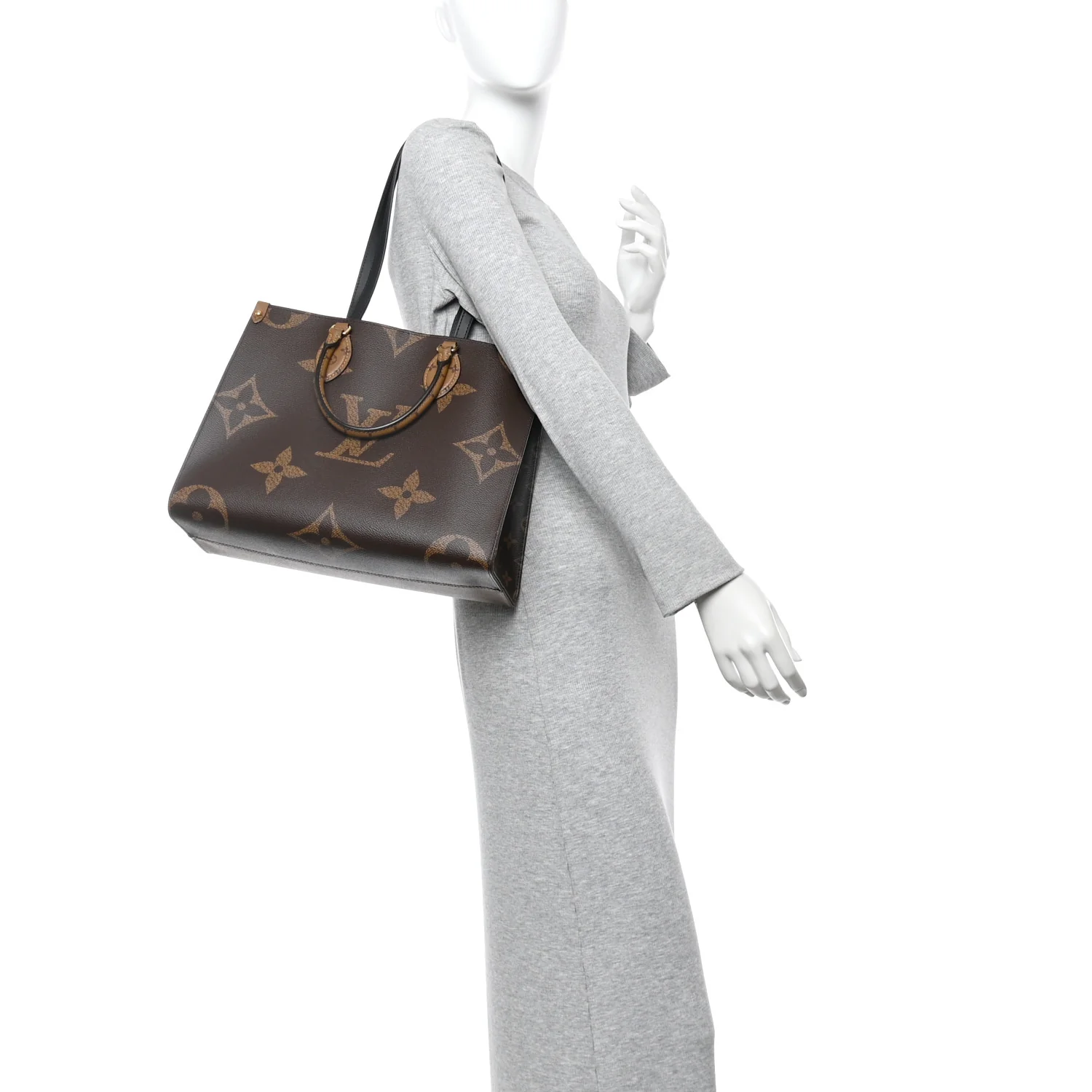 Reverse Monogram Giant Onthego MM - Image 3