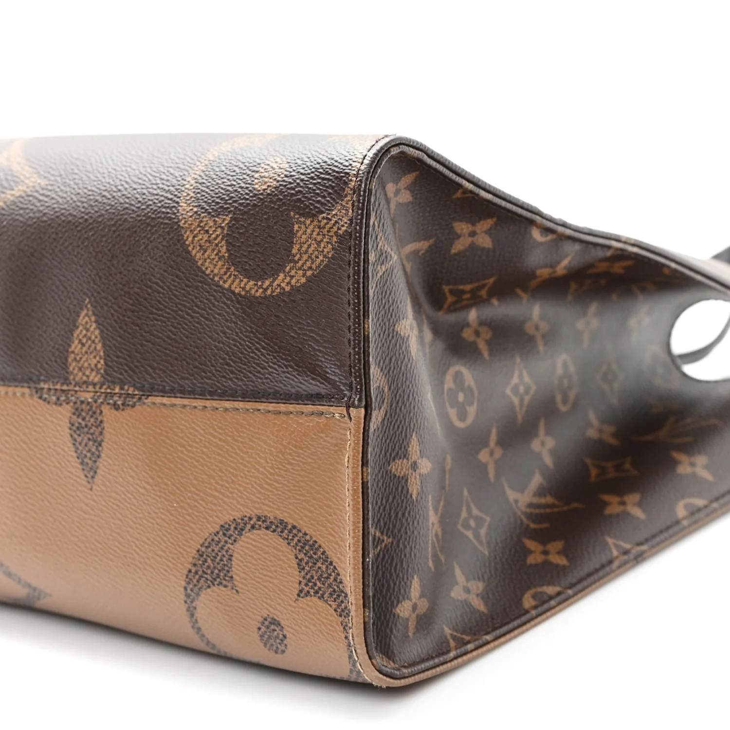Reverse Monogram Giant Onthego MM - Image 9