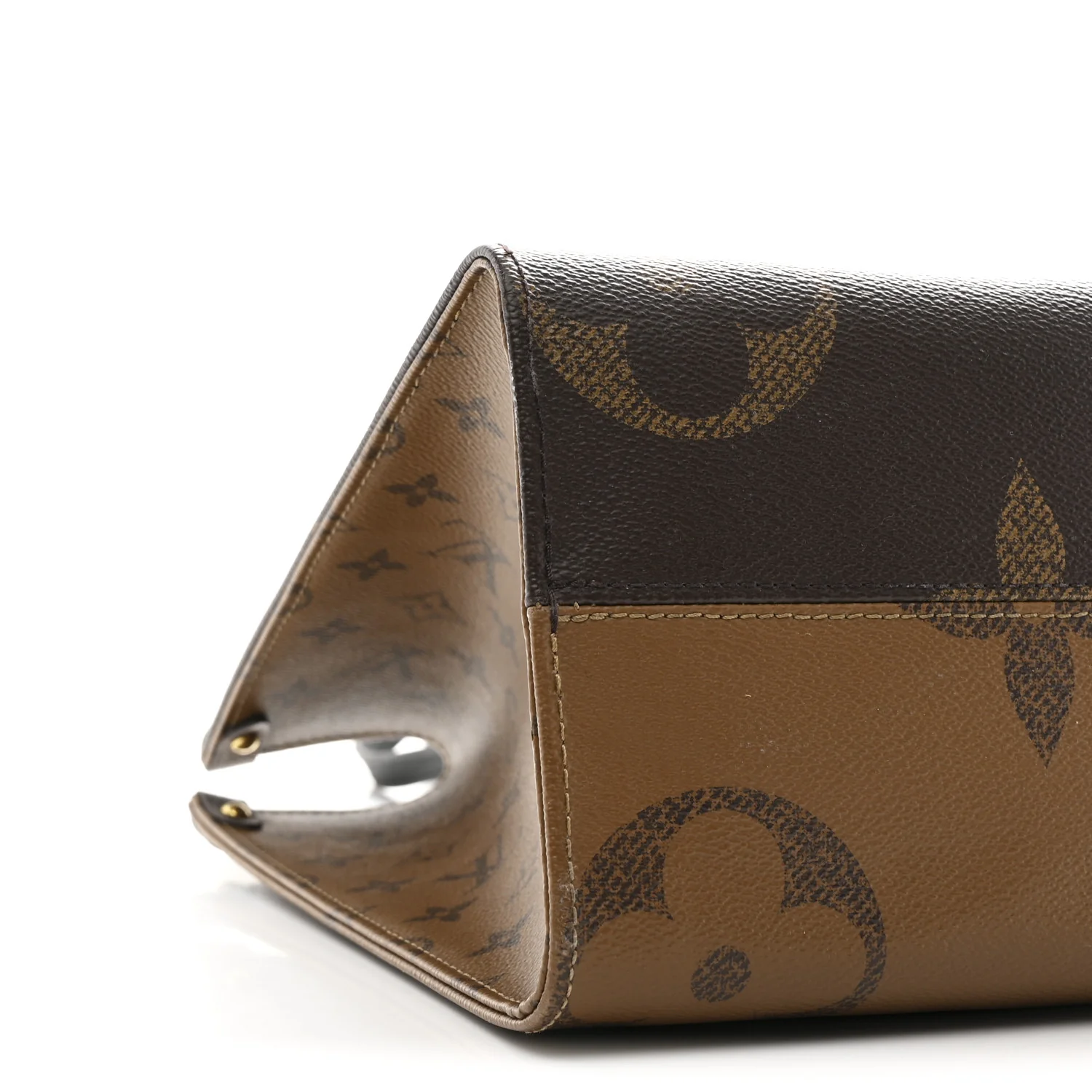 Reverse Monogram Giant Onthego MM - Image 8