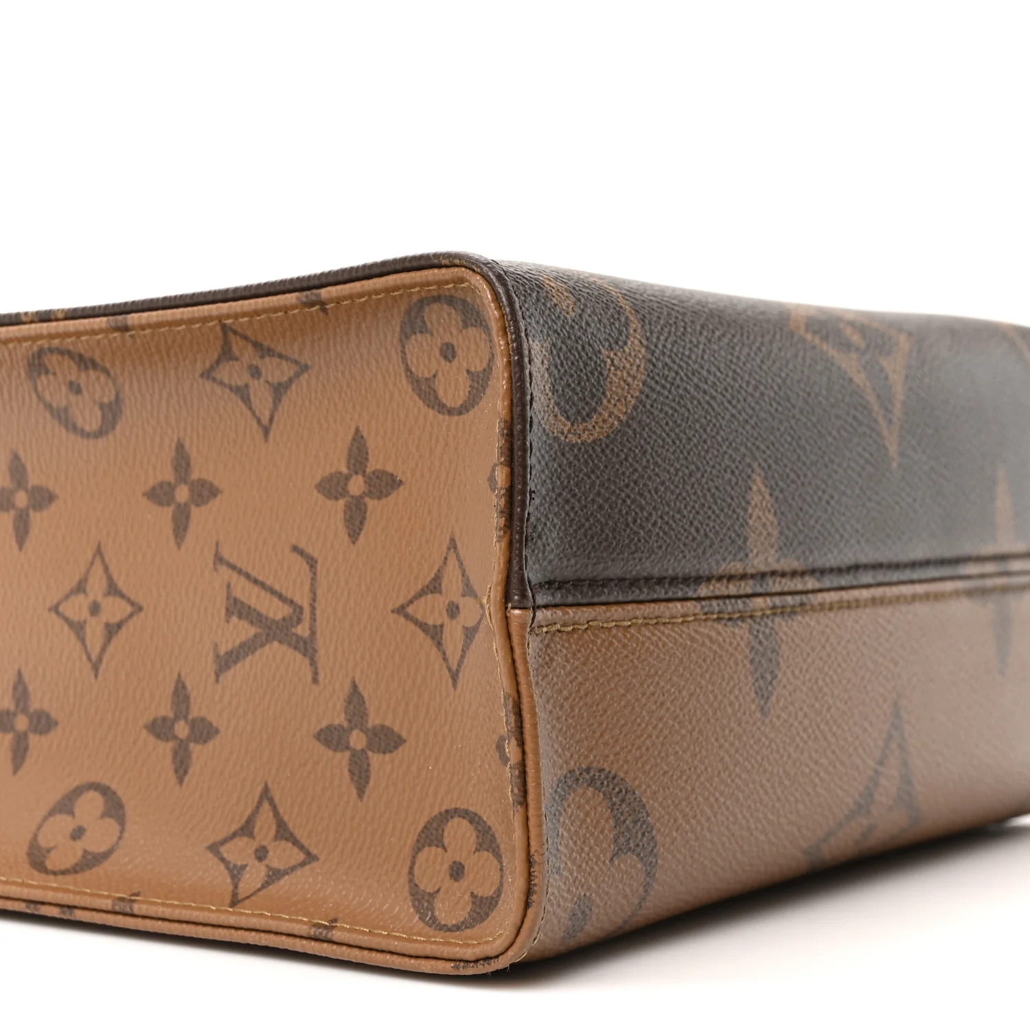 Reverse Monogram Giant Onthego PM - Image 9