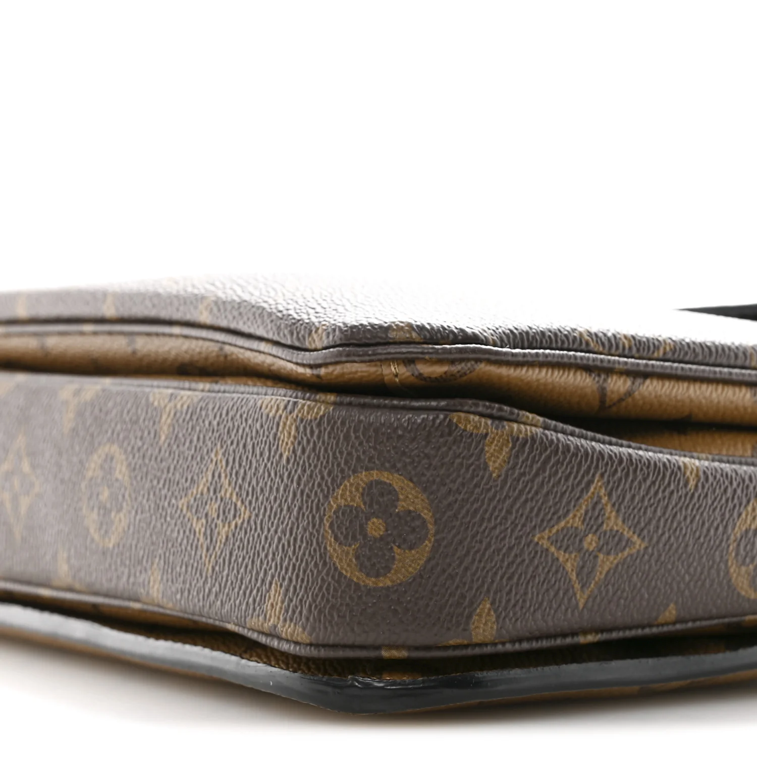Reverse Monogram Pochette Metis - Image 10