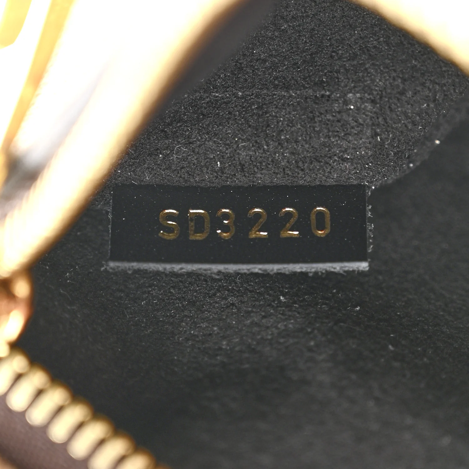 Reverse Monogram Pochette Metis - Image 7