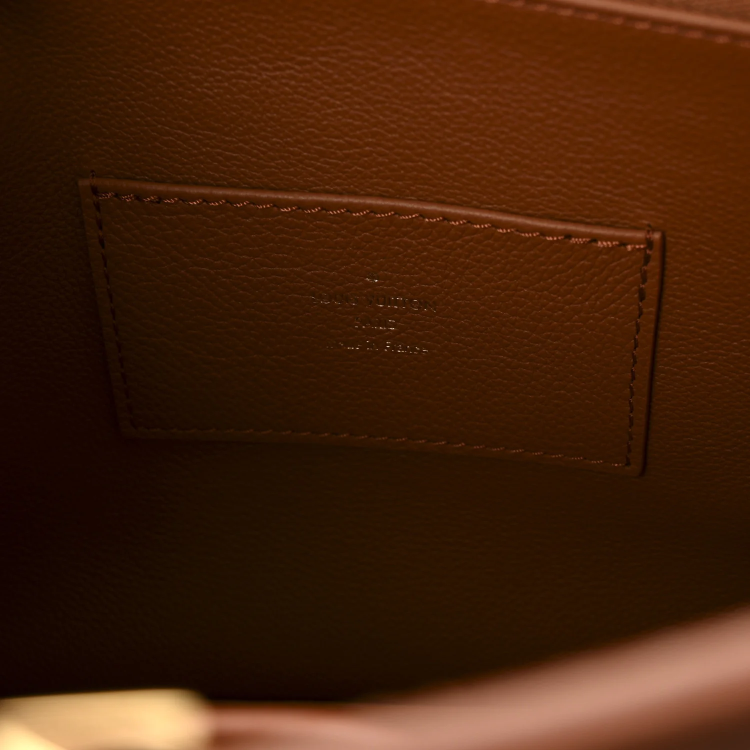Smooth Grained Calfskin Capucines GM Souple Cognac - Image 6