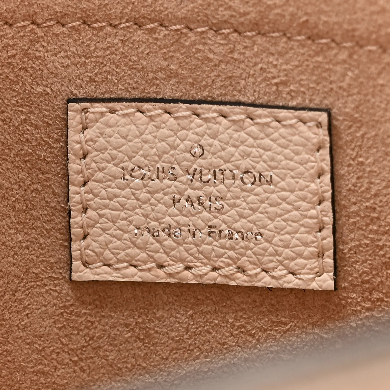Soft Calfskin My Lockme Chain Bag BB Rose Silk Quartz Calla - Image 6