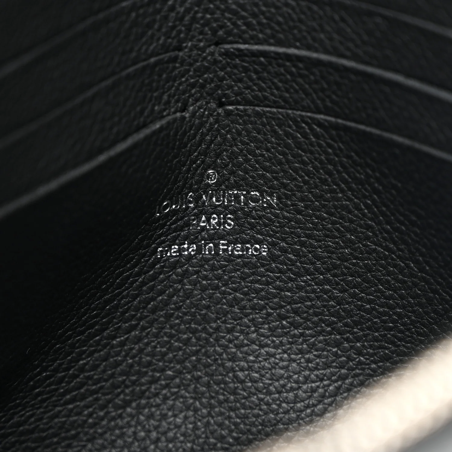 Soft Calfskin My Lockme Chain Pochette Black - Image 10