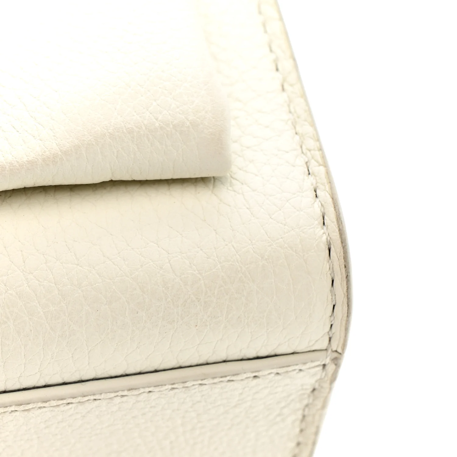 Soft Calfskin Mylockme Chain Bag BB White - Image 15