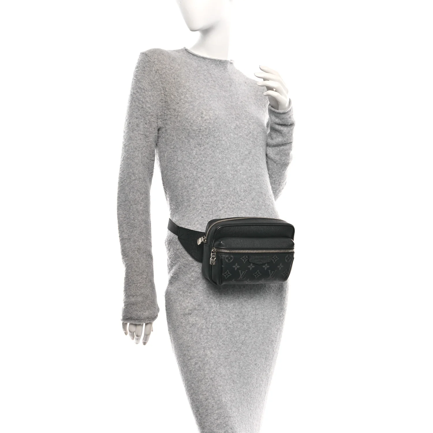 Taiga Monogram Outdoor Bumbag Black - Image 2