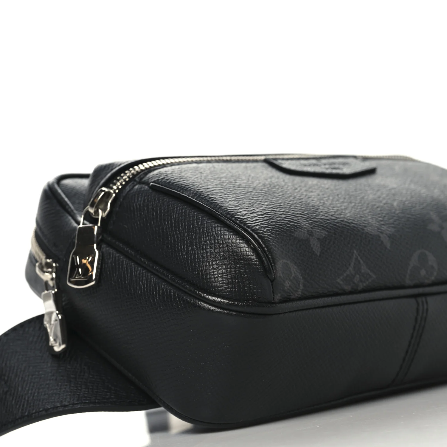 Taiga Monogram Outdoor Bumbag Black - Image 8