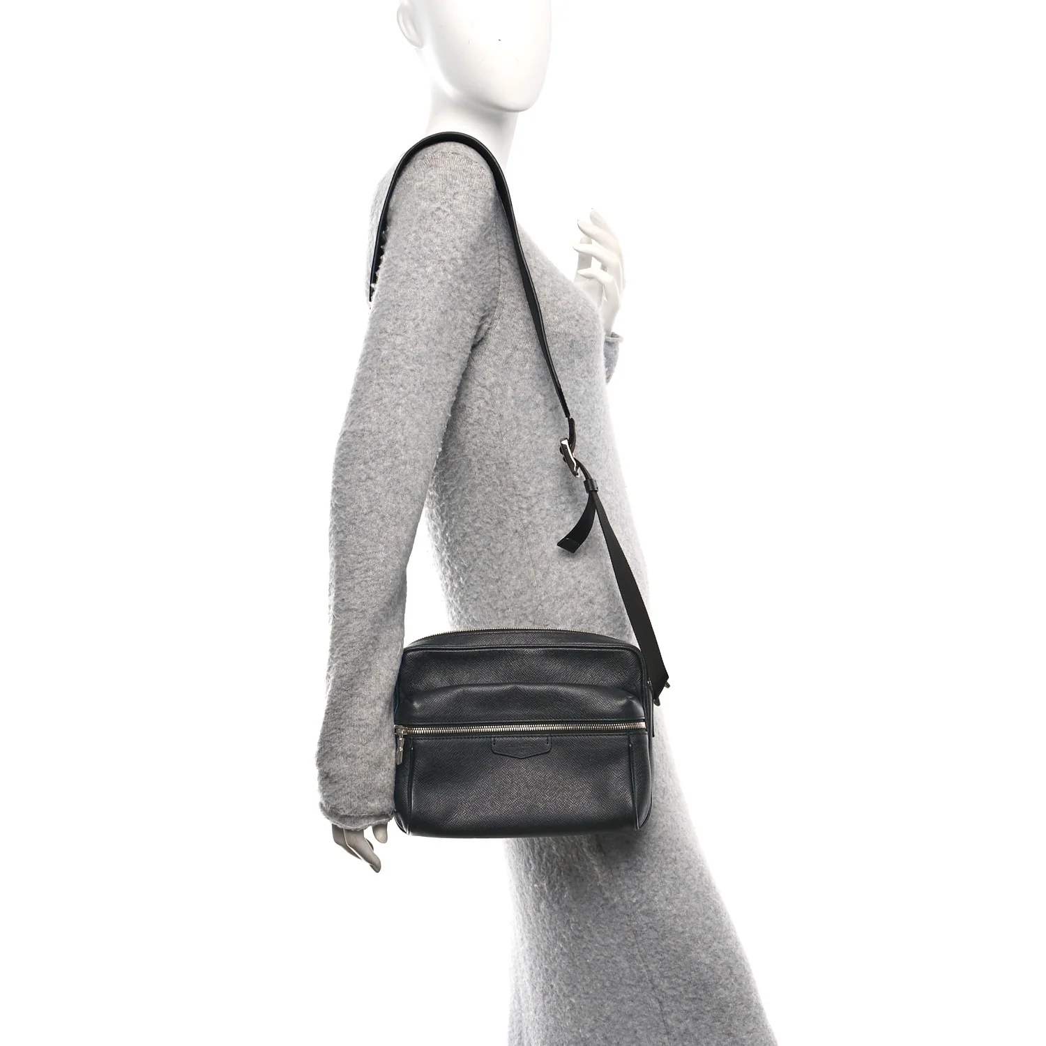 Taiga Outdoor Messenger PM Black - Image 2