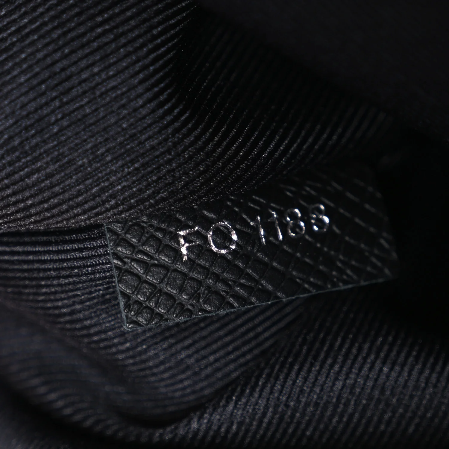 Taiga Outdoor Messenger PM Black - Image 7