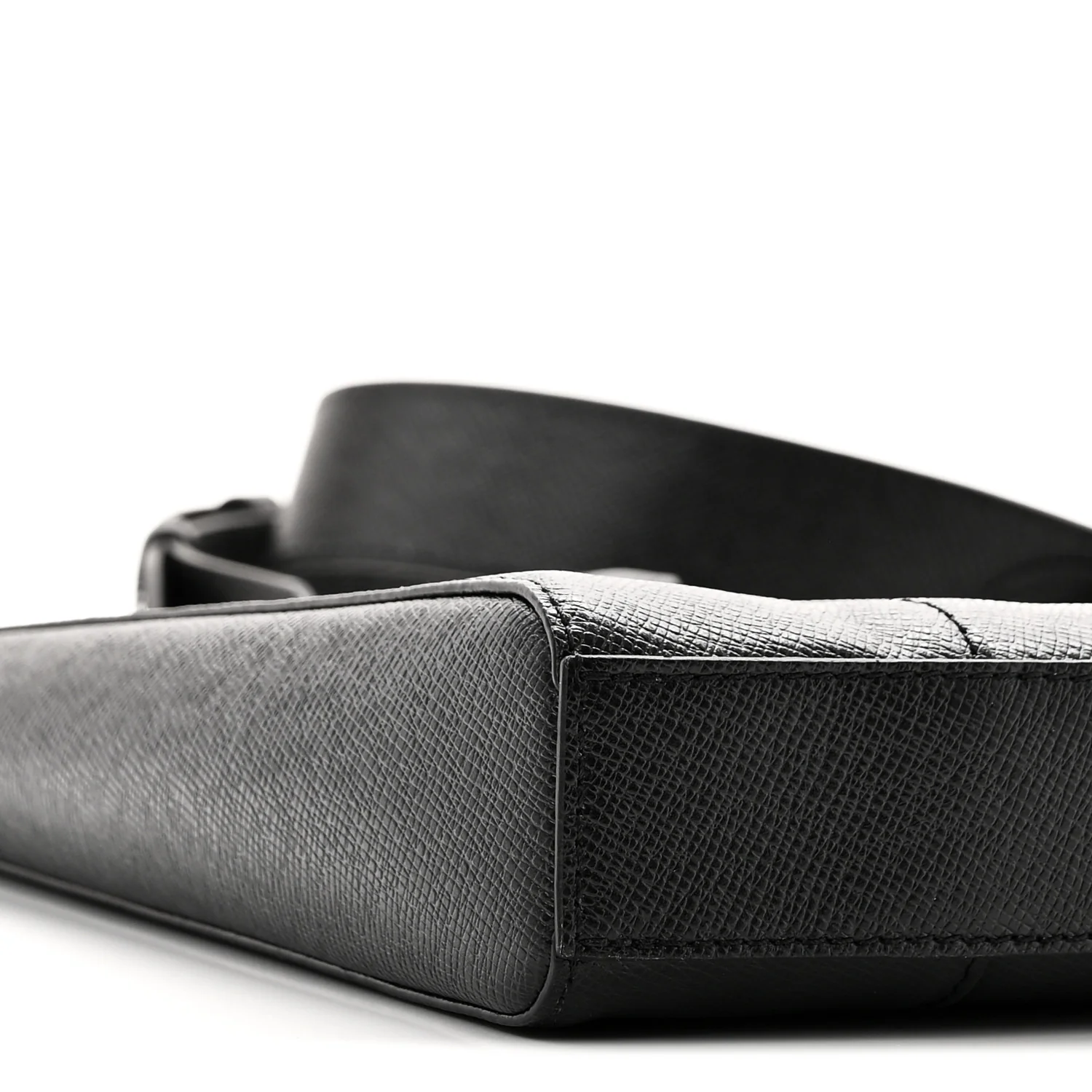 Taiga Slim Briefcase Black - Image 8