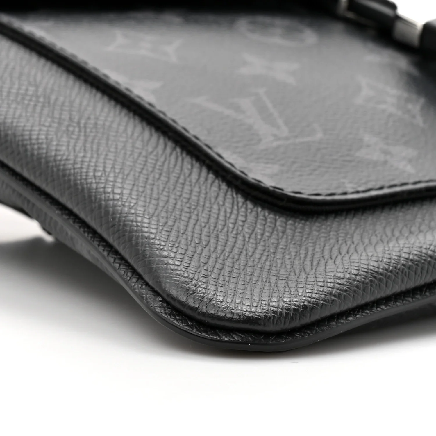 Taigarama Outdoor Flap Messenger Black - Image 9