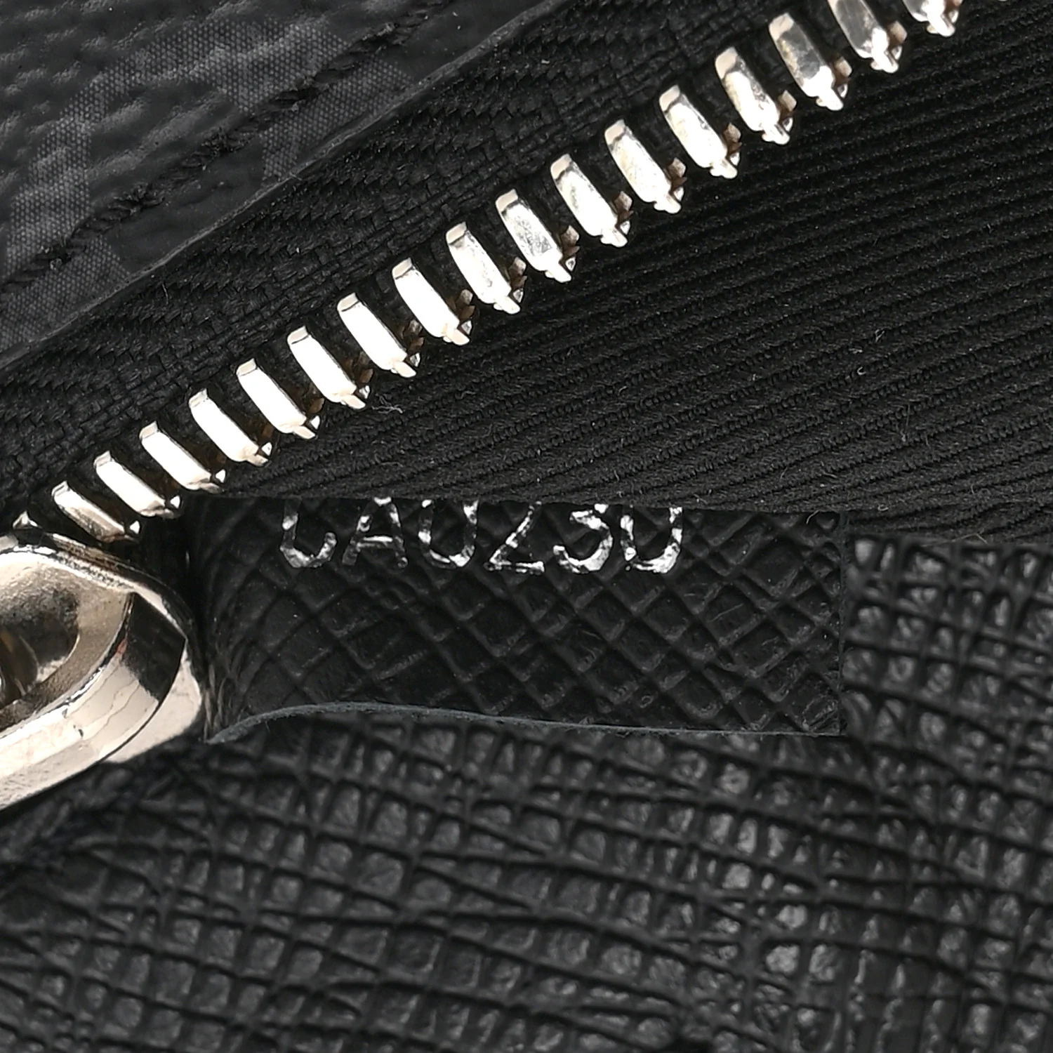Taigarama Outdoor Flap Messenger Black - Image 7