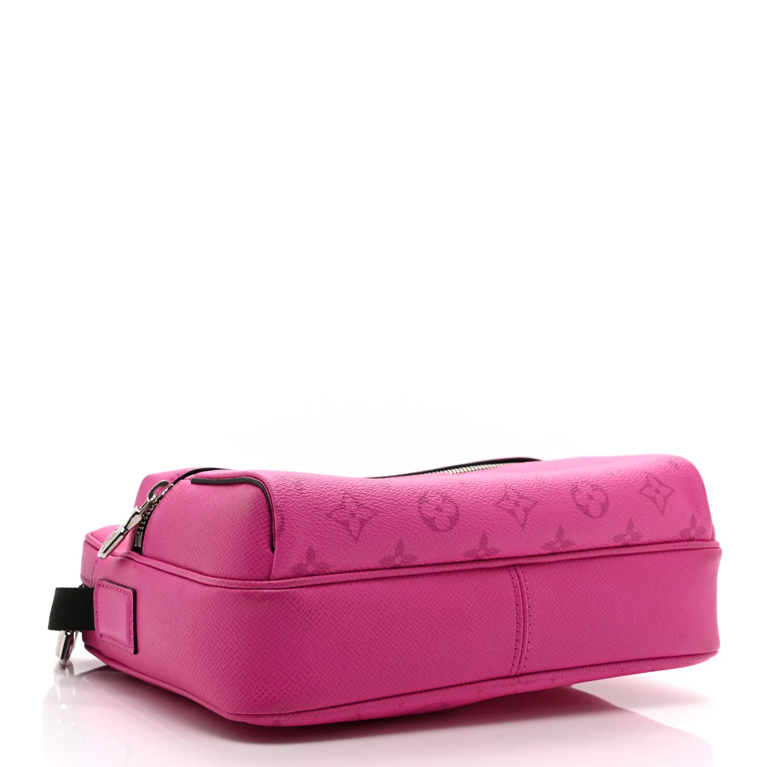 Taigarama Outdoor Messenger Fuchsia - Image 4