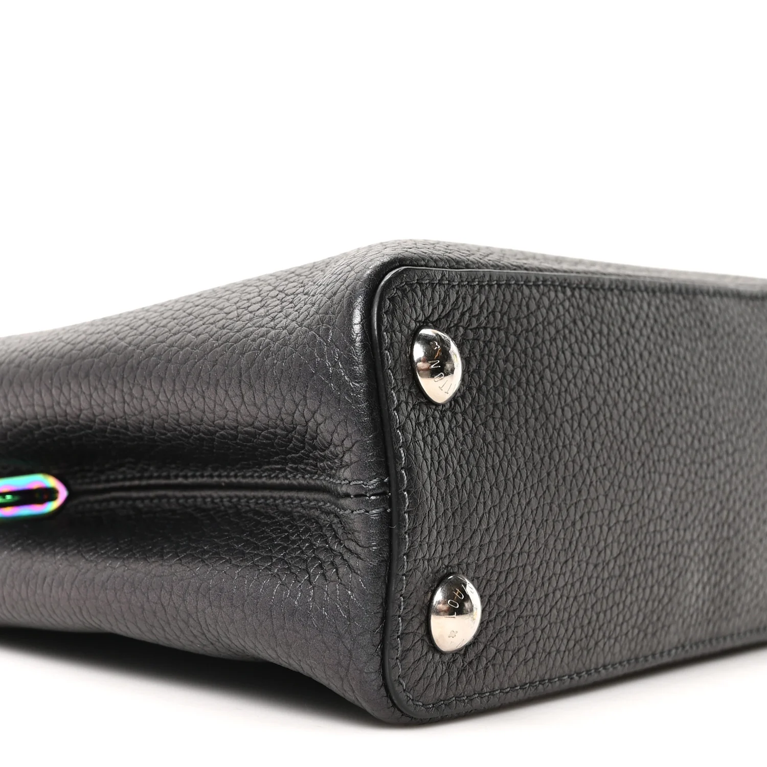 Taurillon Capucines BB Scarabeo Iridescent Black - Image 15
