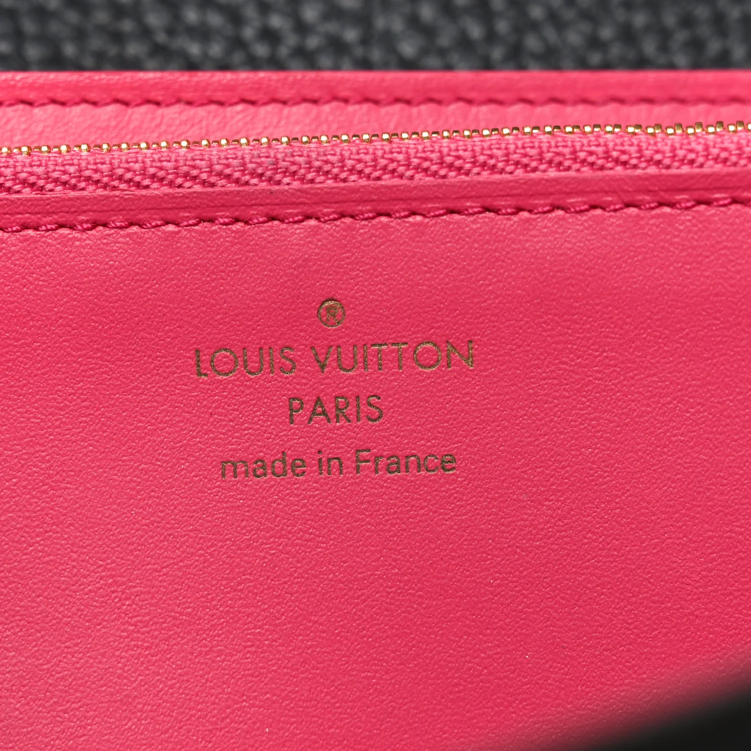 Taurillon Capucines Wallet Black - Image 6