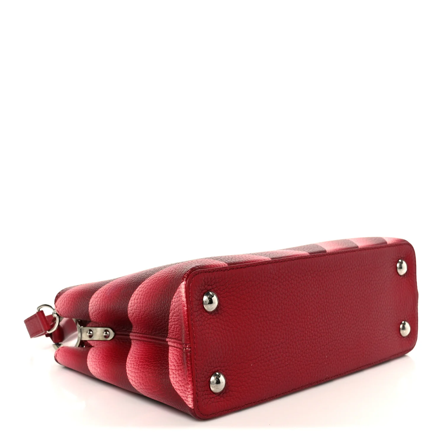 Taurillon Chevron Capucines PM Cherry - Image 4