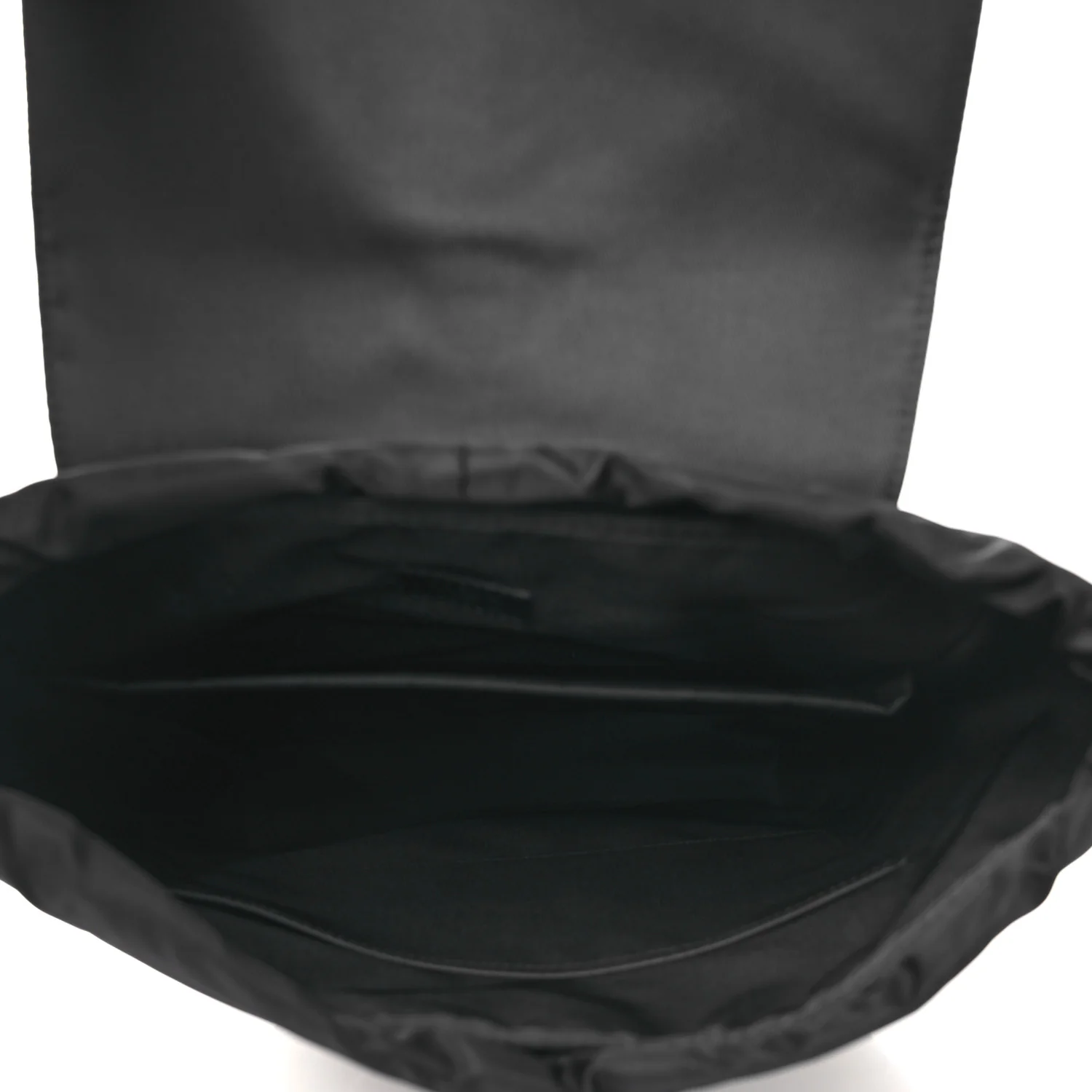 Taurillon Christopher Slim Backpack Black - Image 5