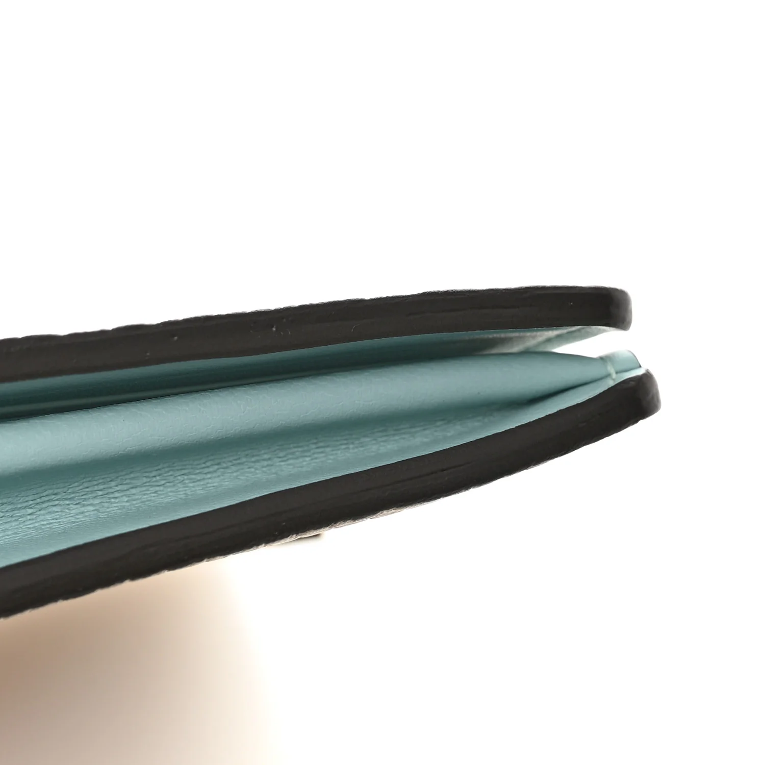 Taurillon LV Vertical Capucines Wallet Galet Aquamarine - Image 8