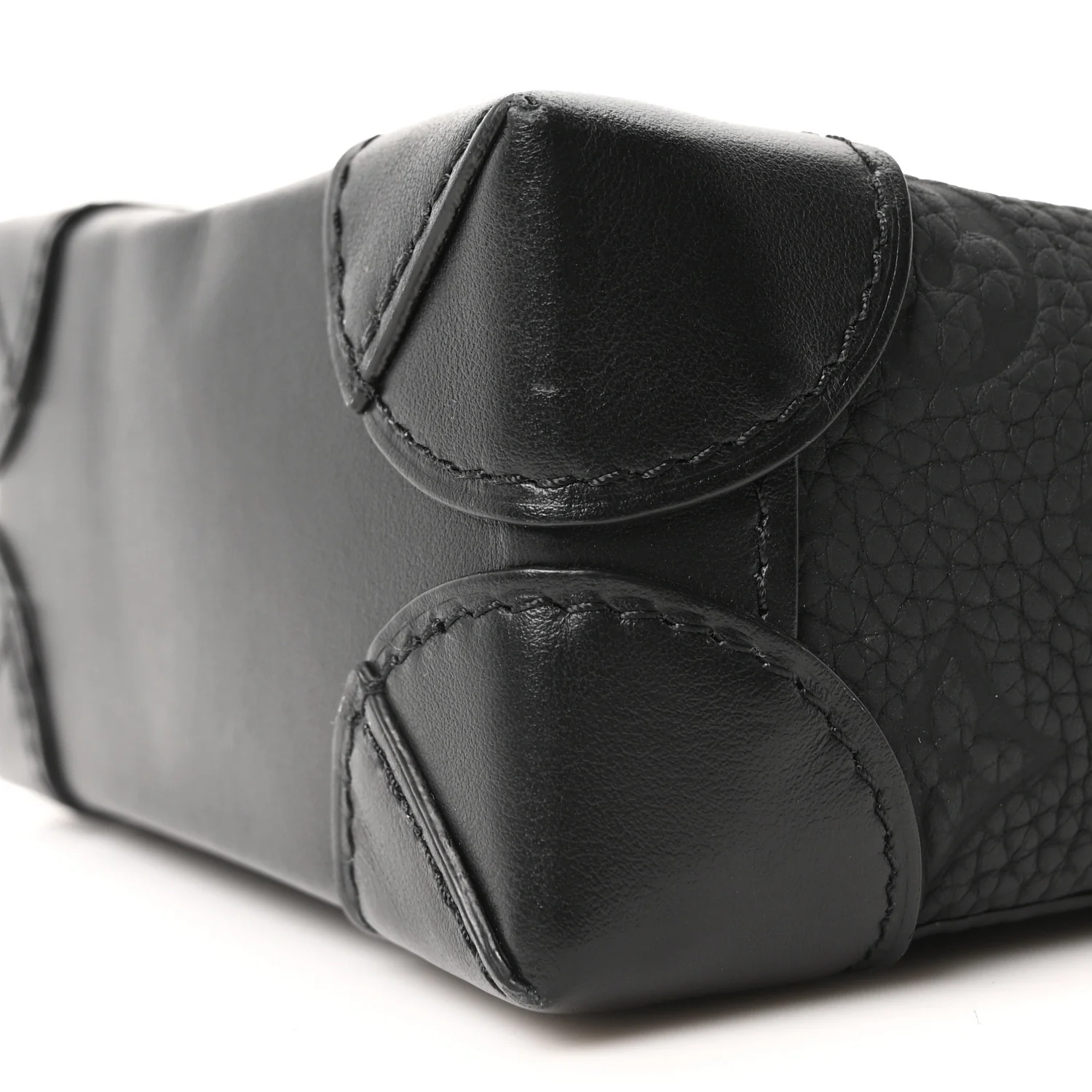 Taurillon Monogram Nano Steamer Black - Image 9
