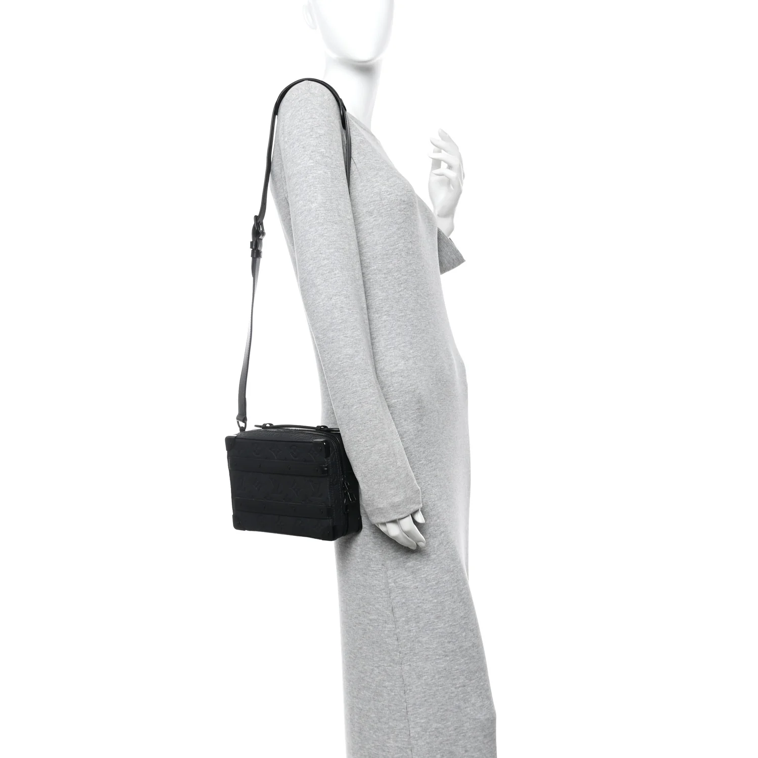 Taurillon Monogram Soft Trunk Black - Image 2