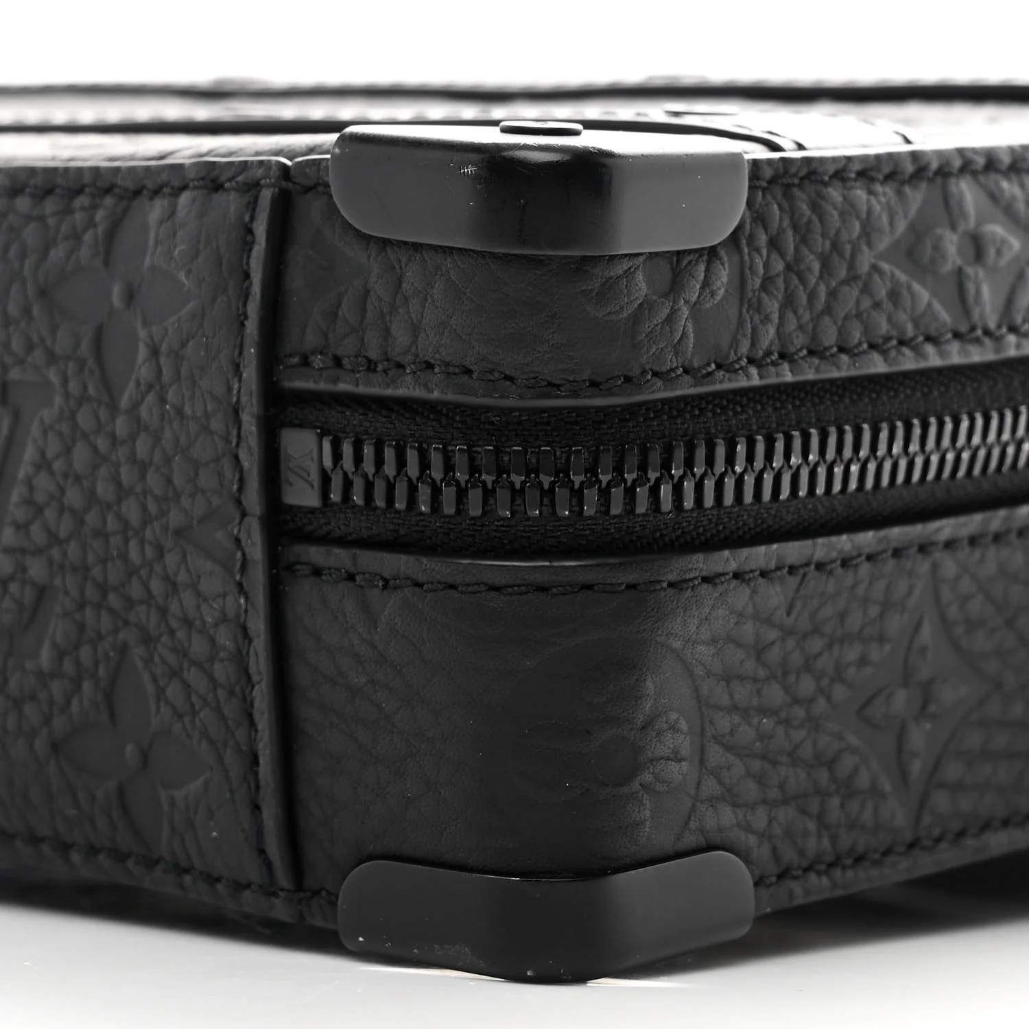 Taurillon Monogram Soft Trunk Black - Image 9