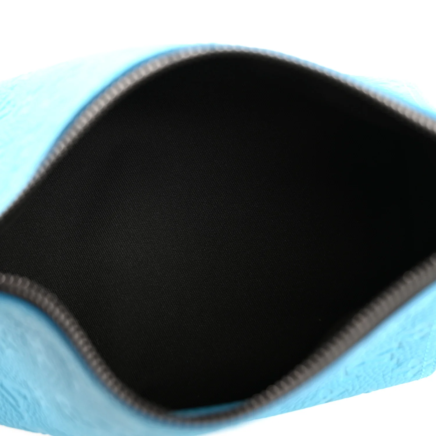 Taurillon Monogram Triangle Messenger Turquoise - Image 5