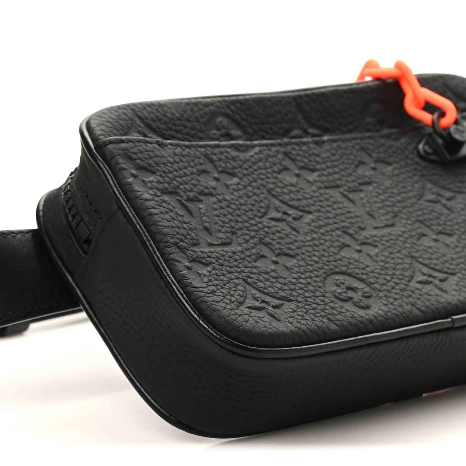 Taurillon Monogram Uniformes Solar Ray Soft Pochette Volga Belt Bag Black - Image 8