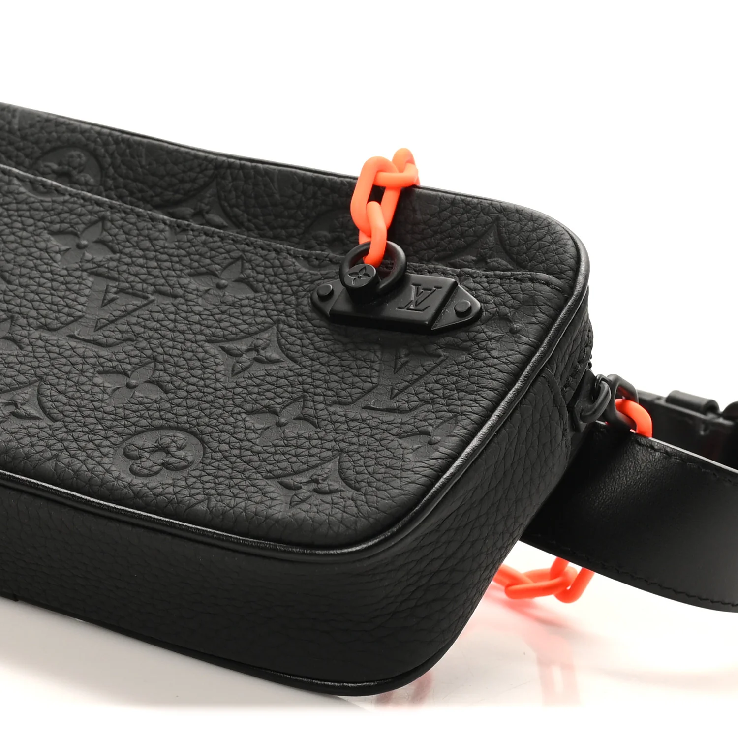 Taurillon Monogram Uniformes Solar Ray Soft Pochette Volga Belt Bag Black - Image 9