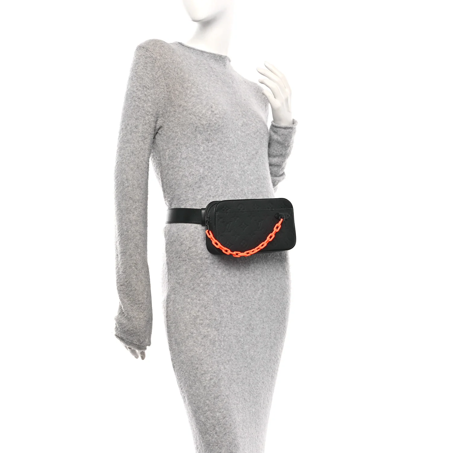 Taurillon Monogram Uniformes Solar Ray Soft Pochette Volga Belt Bag Black - Image 2