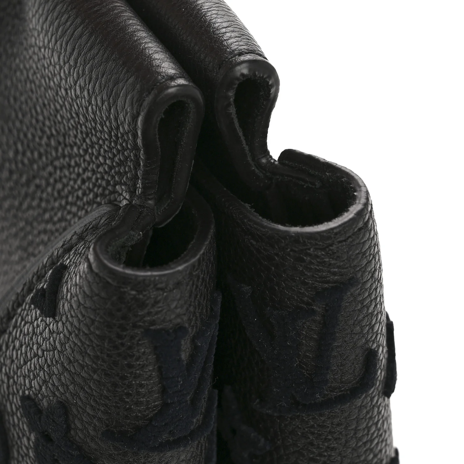 Veau Cachemire Tote W PM Black - Image 14