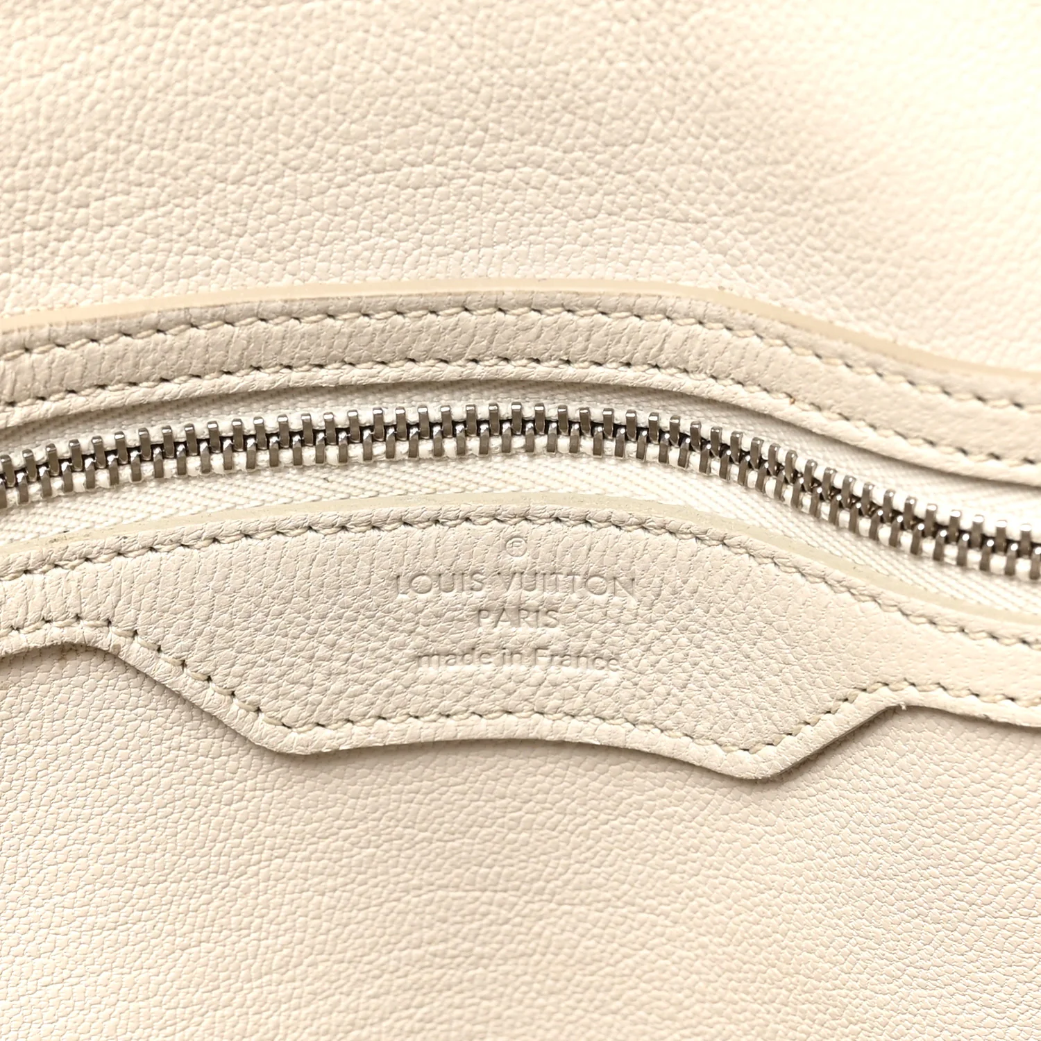 Veau Ecorce Haute Maroquinerie Lockit MM Ivory - Image 6