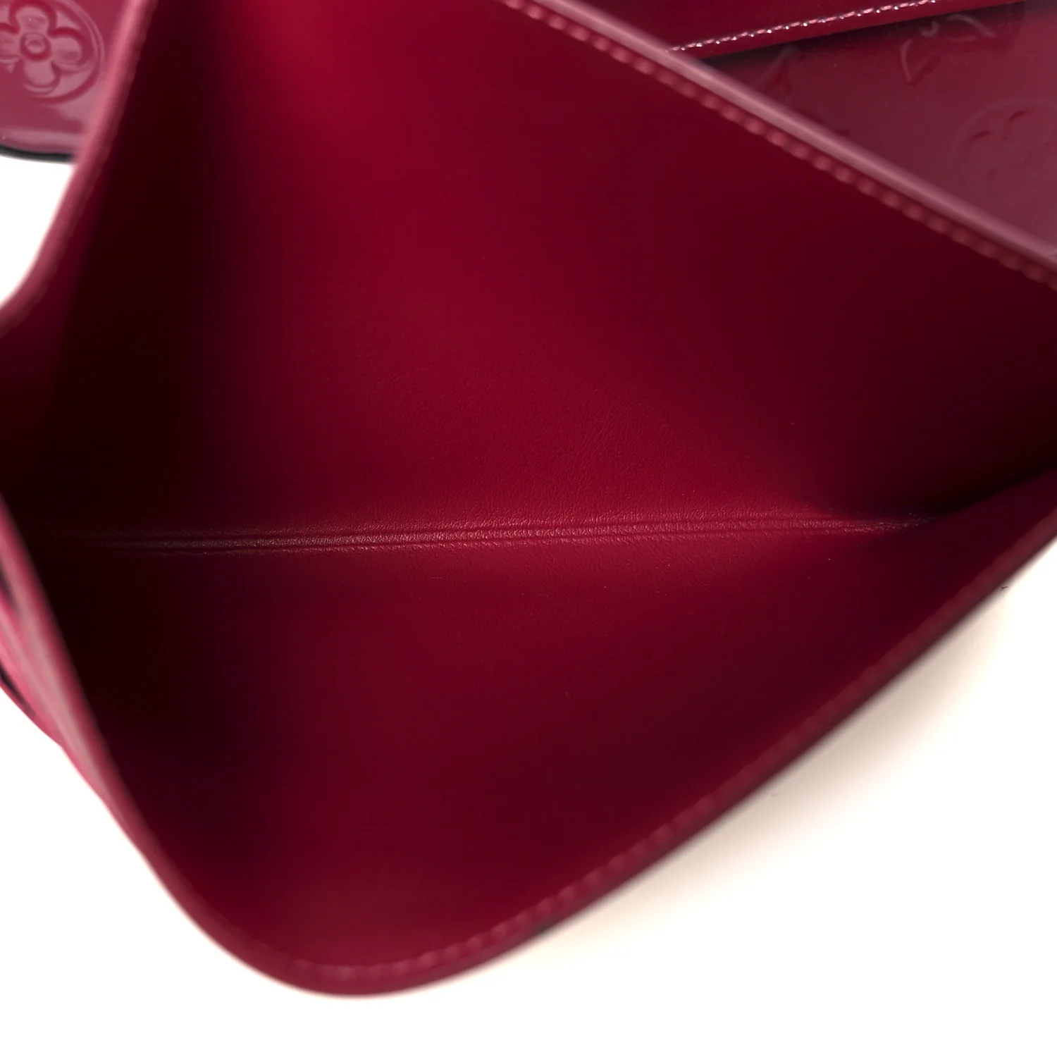 Vernis Felicie Chain Wallet Magenta - Image 10